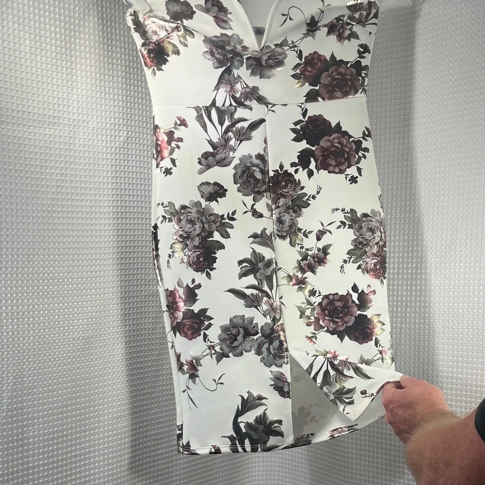 Charlotte Russe White and Black Floral Strapless Dress- size L - Picture 8 of 9